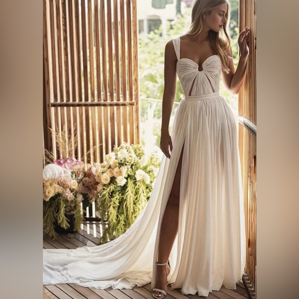 Lee Petra Grebenau Reef Inspired Gown